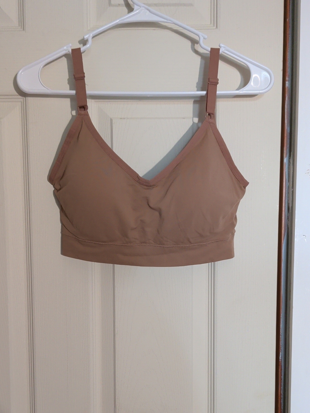 Jockey NWOT XL Wireless Tan